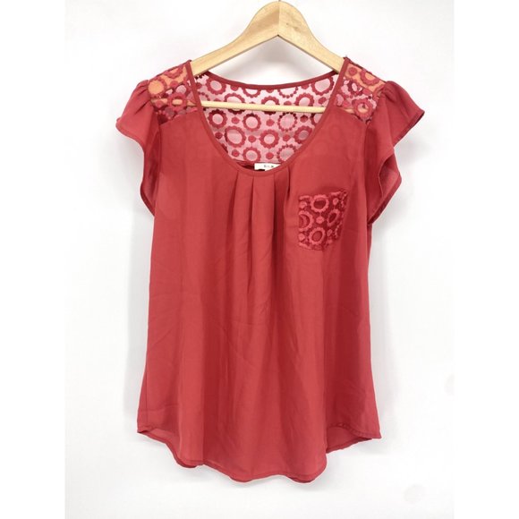 E&M Tops - E & M embroidery detail cap flutter sleeve chiffon blouse NEW